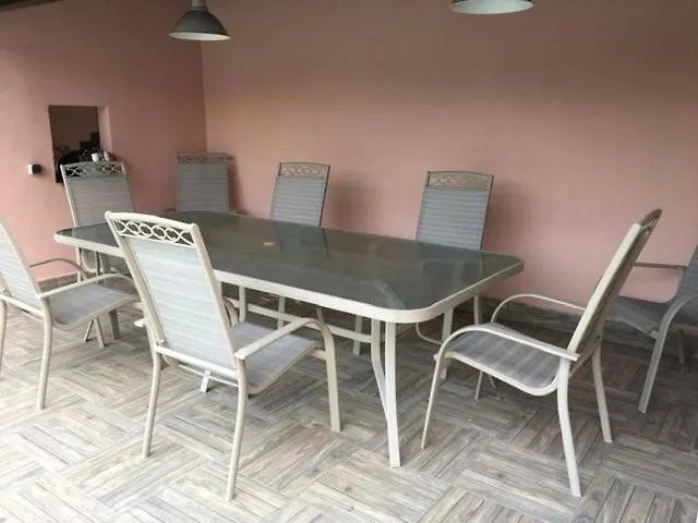 Appartement Rez De Chausse